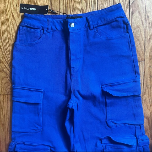 Fashion Nova Tokyo Nights High Rise Cargo Jeans Blue Size 7 NWT - Picture 6 of 13